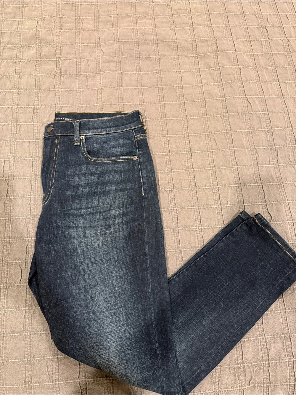 Lucky Brand 412 Athletic Slim Dark Wash Blue Jeans
